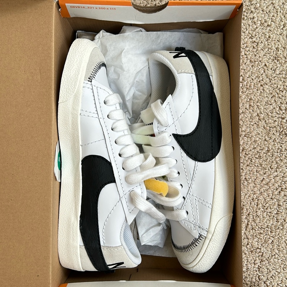 Brand new. Wore around the house once.